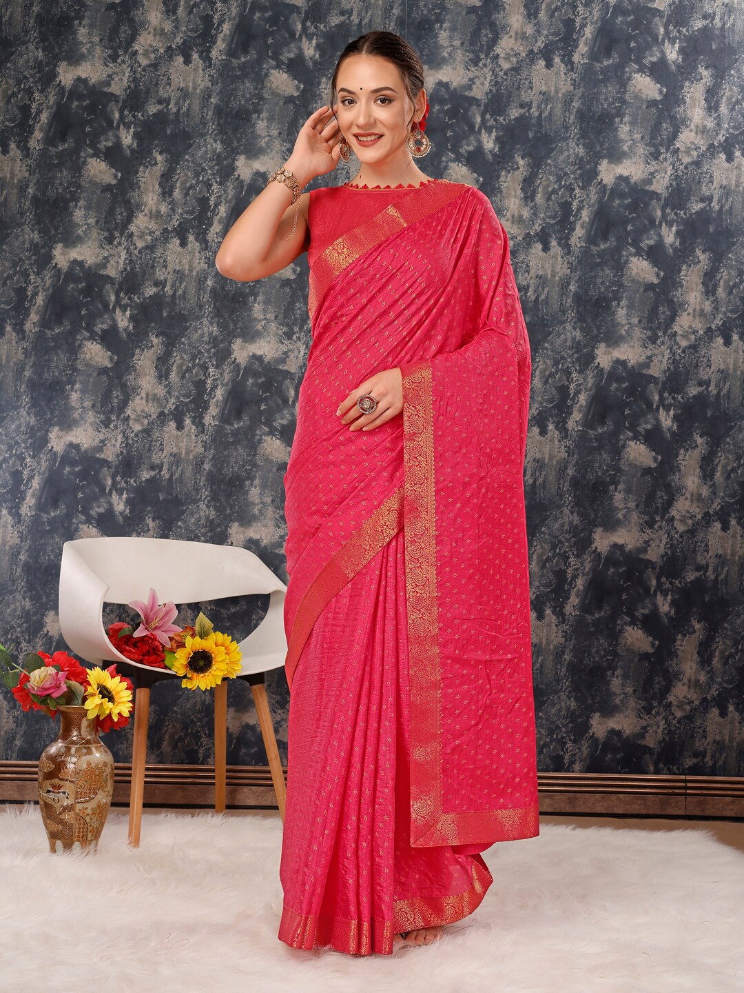 

HERE&NOW Ethnic Motifs Woven Design Zari Pure Chiffon Saree, Pink