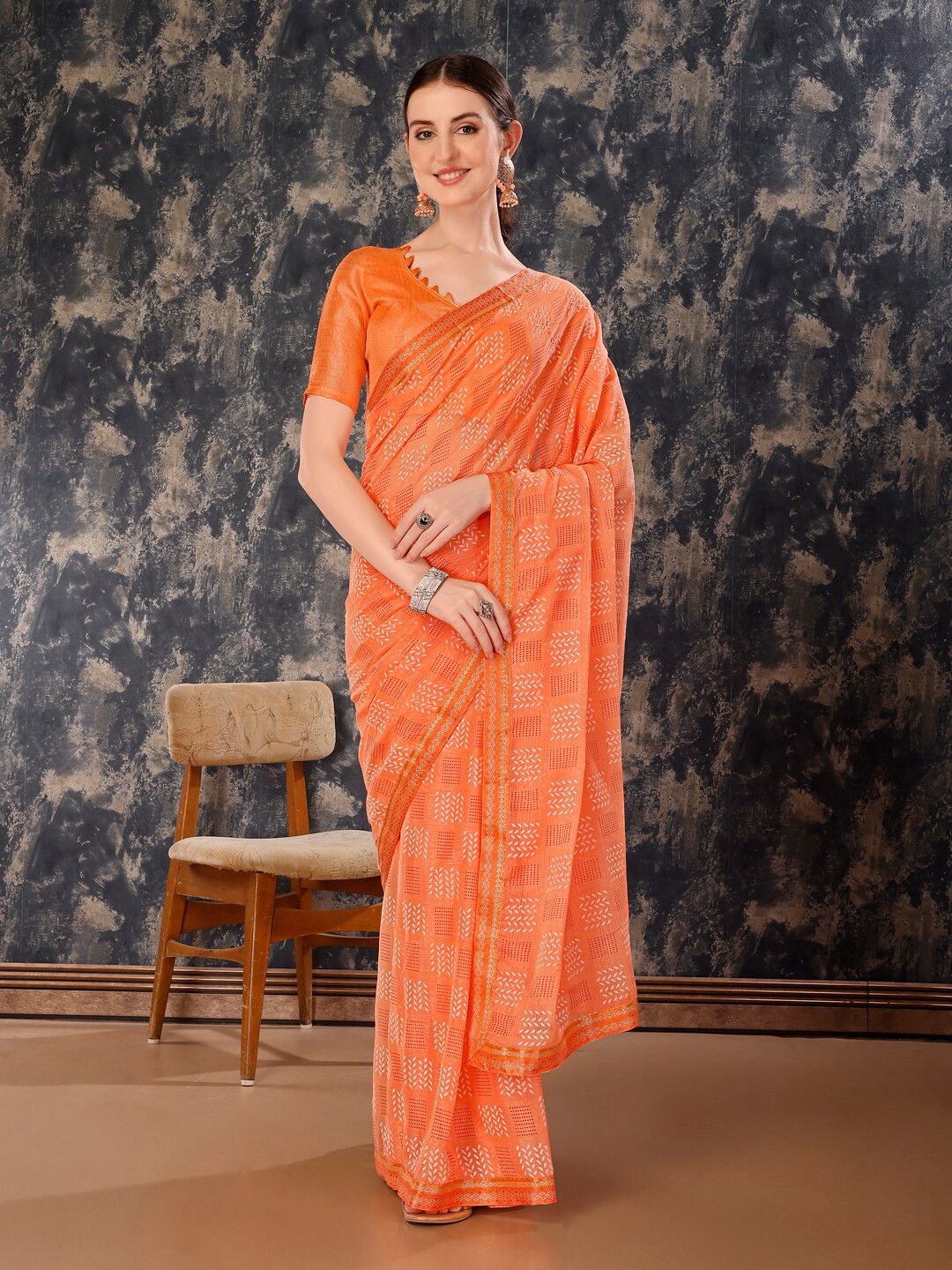 

HERE&NOW Geometric Printed Pure Chiffon Saree, Peach