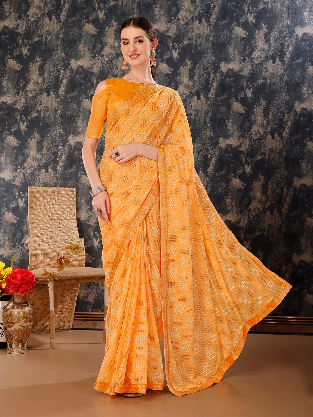 

HERE&NOW Printed Pure Chiffon Saree, Yellow