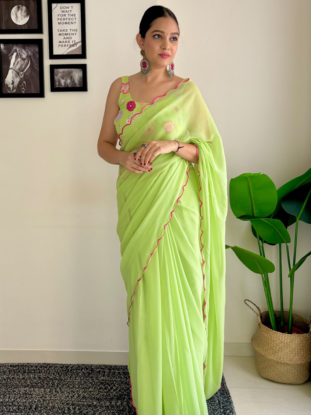 

Mitera Embroidered Georgette Saree, Green