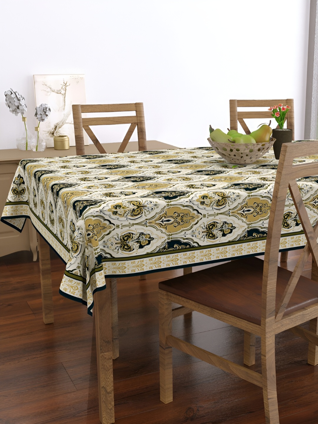 

EverHOME Beige Ethnic Motifs Anti-Skid Rectangle Cotton 4-Seater Table Cover