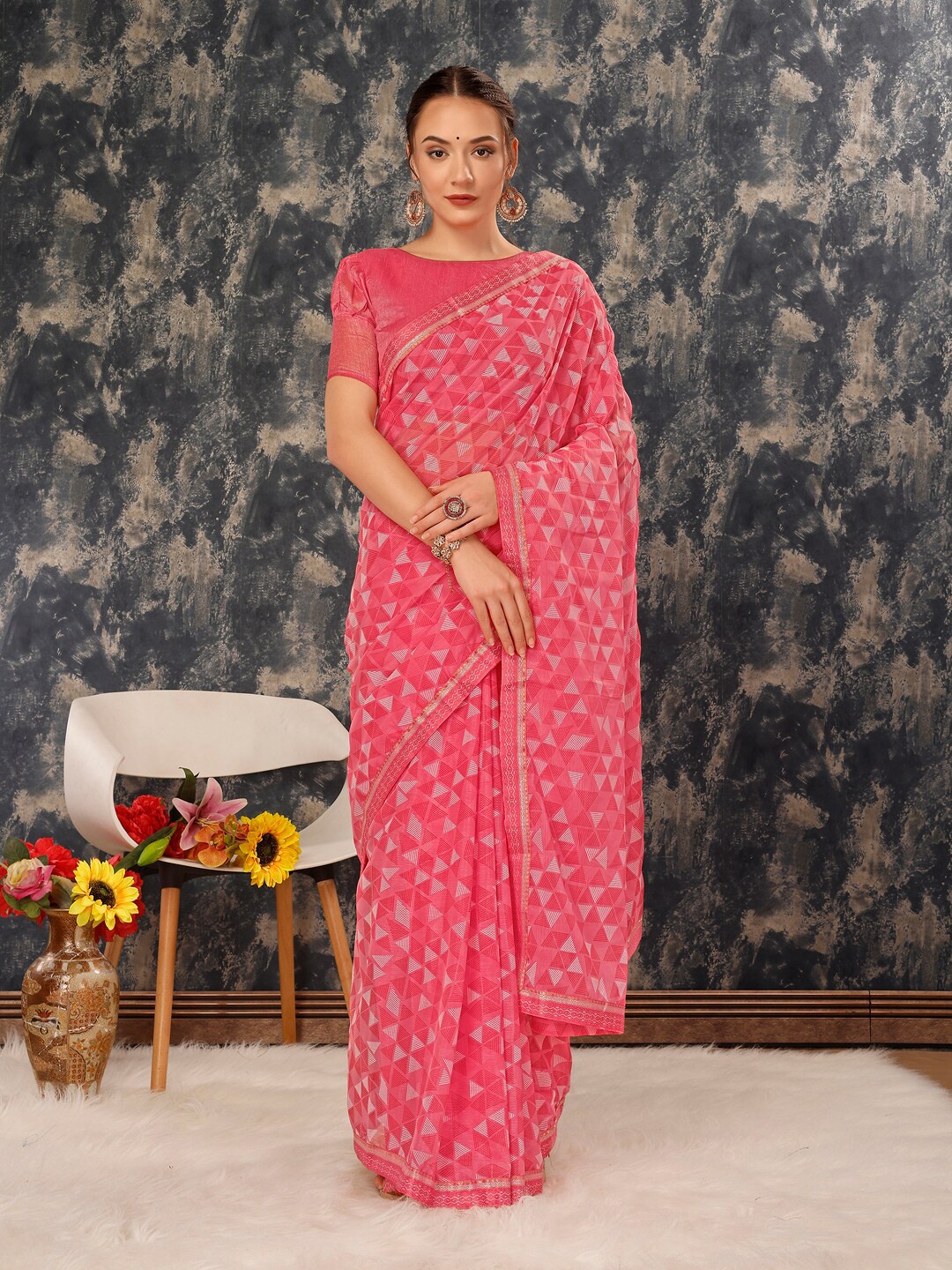 

HERE&NOW Geometric Printed Pure Chiffon Saree, Pink