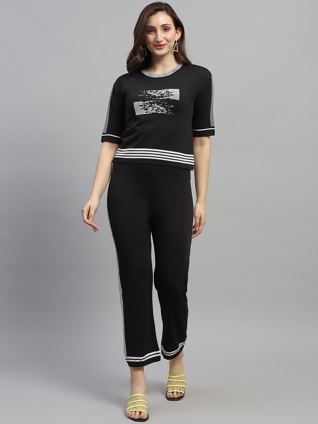 

Monte Carlo Printed Round Neck T-shirt With Trouser, Black
