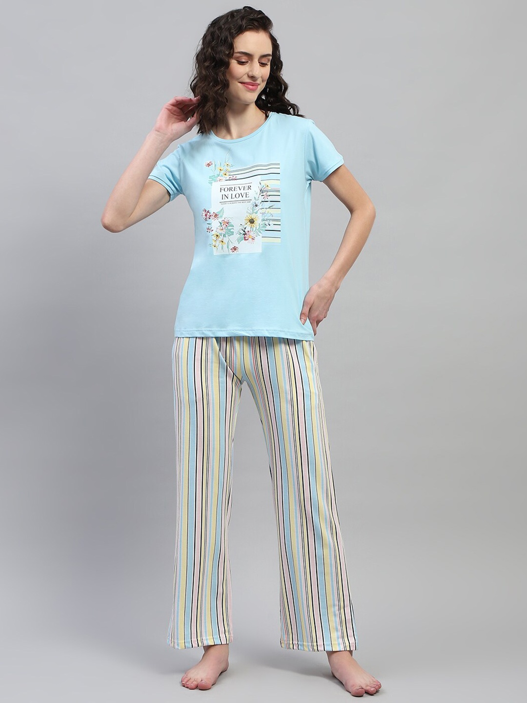 

Monte Carlo Graphic Printed Round Neck T-Shirt & Pant Night Suit, Blue