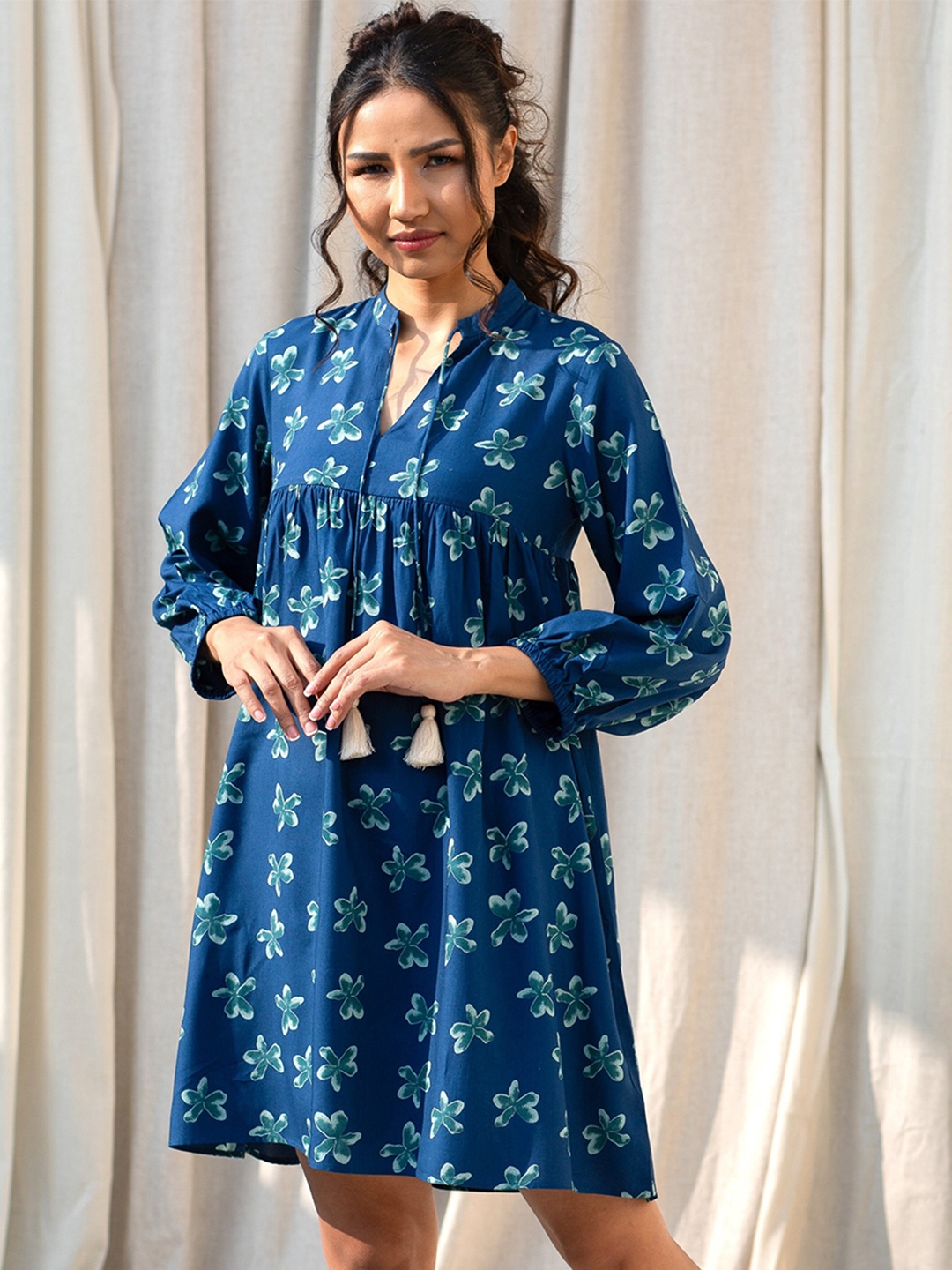 

Seryeon Floral Print Tie-Up Neck Puff Sleeve Liva A-Line Dress, Blue