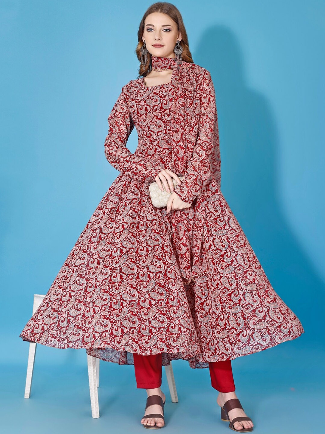 

Yara Creation Paisley Printed Regular Kurta With Palazzos & Dupatta, Maroon