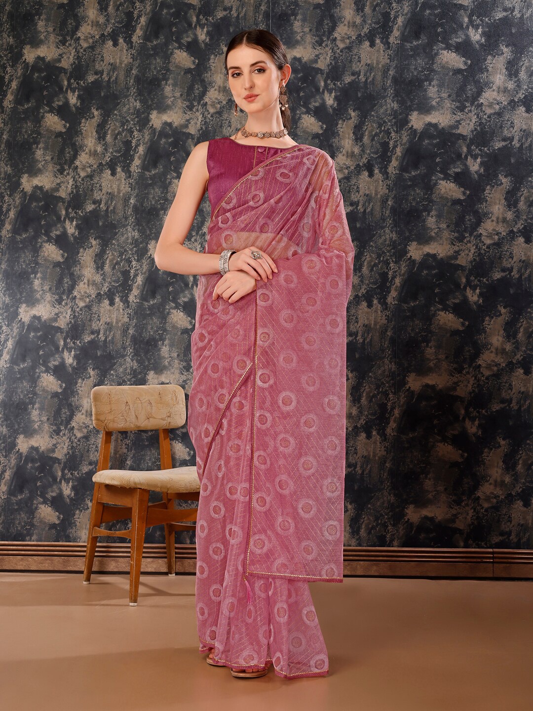 

KALINI Geometric Printed Pure Chiffon Saree, Pink
