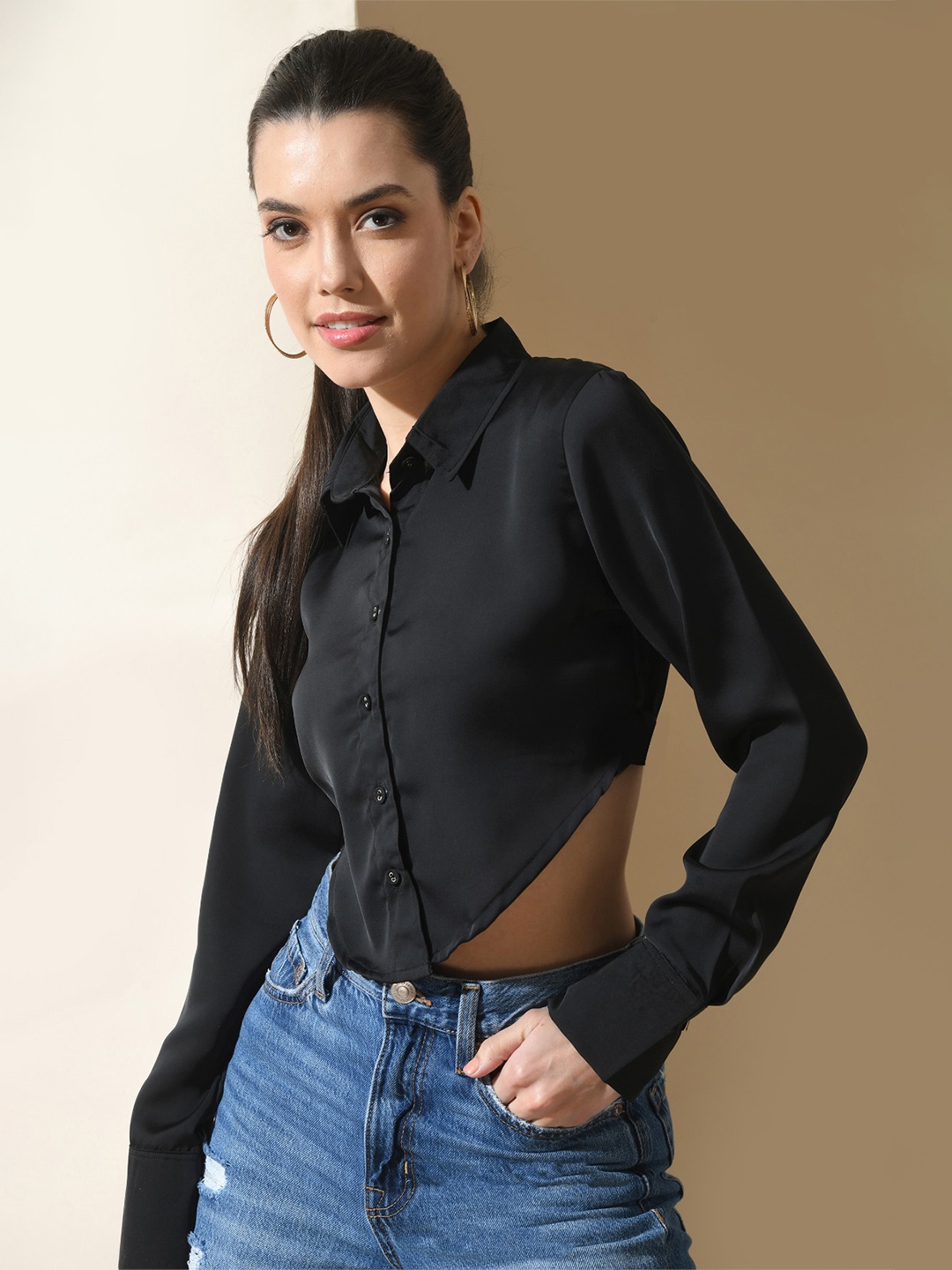 

Moshe Spread Collar Long Sleeves Opaque Crop Shirt, Black