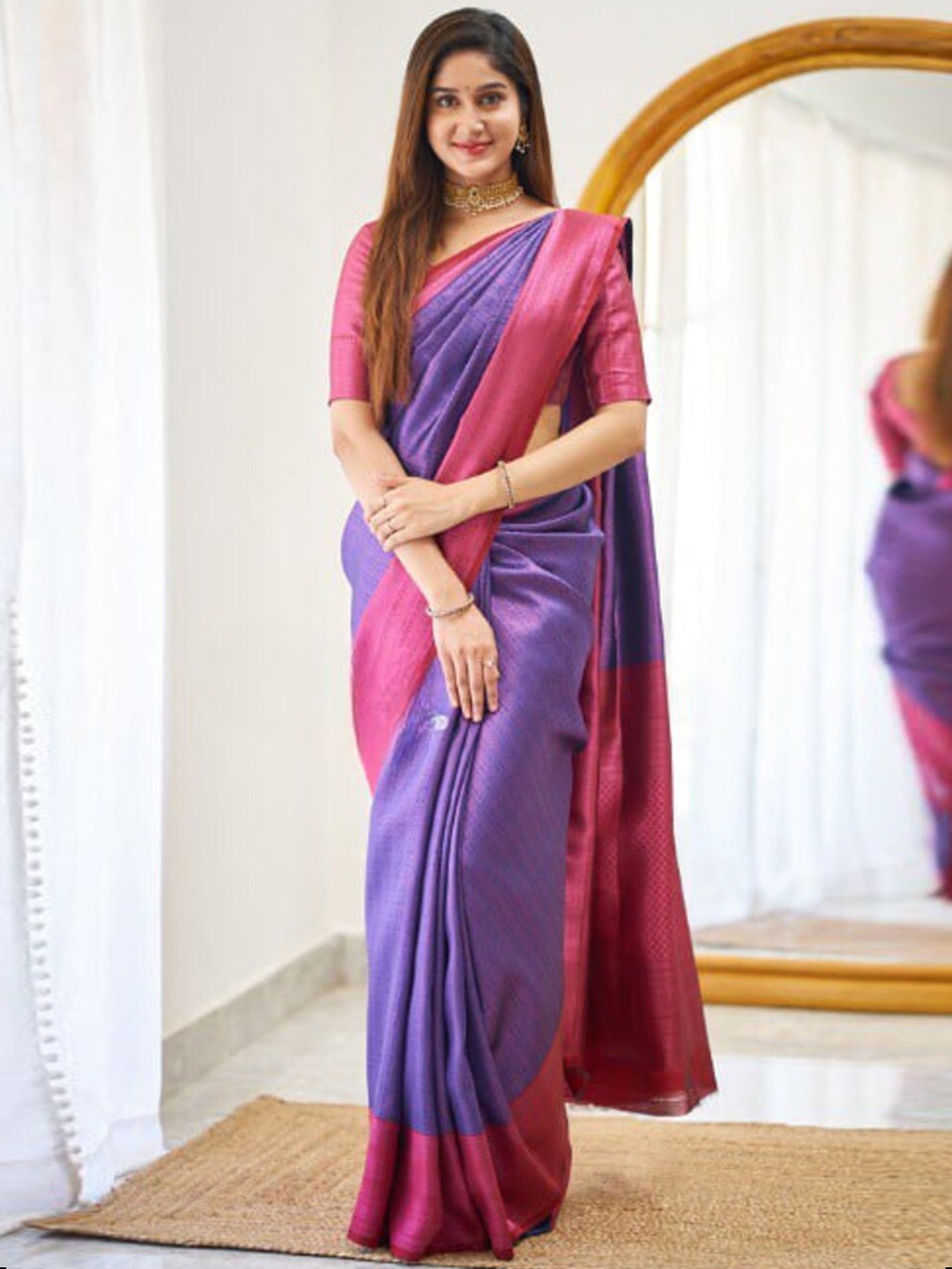 

Flosive Ethnic Motifs Woven Design Zari Banarasi Saree, Purple