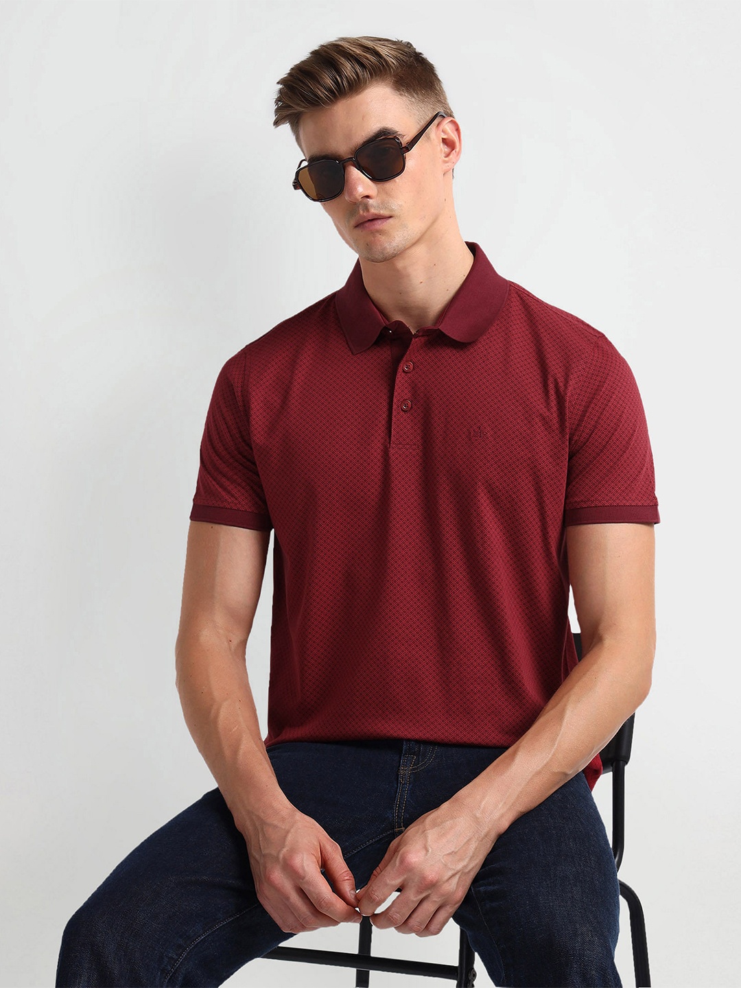 

Arrow Geometric Print Polo Collar Short Sleeves T-shirt, Red