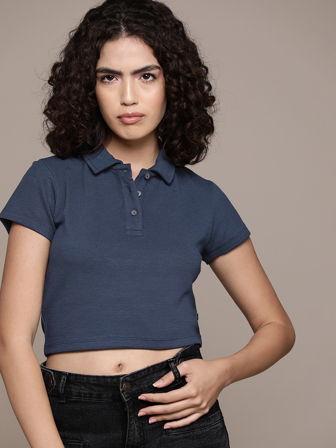 

Roadster Polo Collar Slim Fit Crop T-shirt, Navy blue