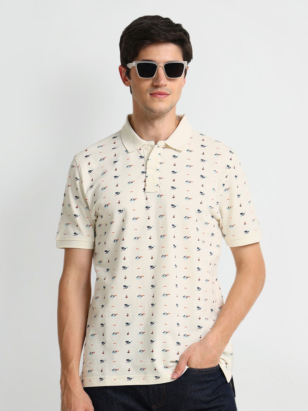 

Arrow Sport Graphic Printed Polo Collar Short Sleeves Cotton T-shirt, Beige