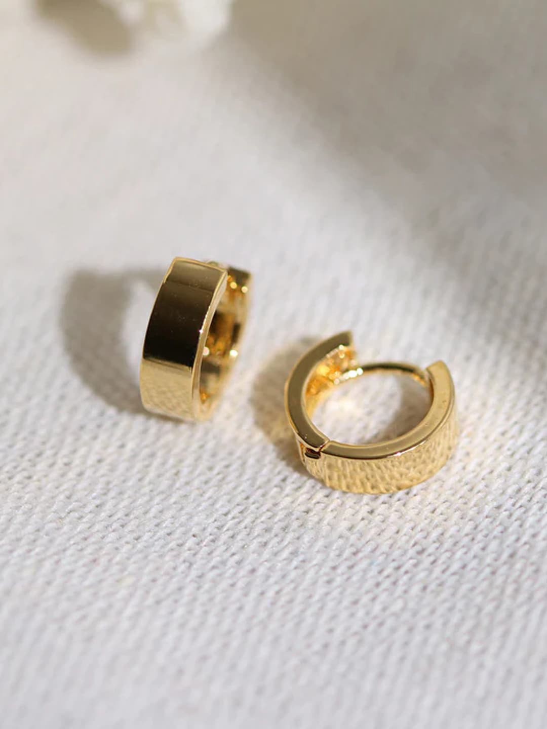 

VAGHBHATT Stainless Steel Hoop Earrings, Gold
