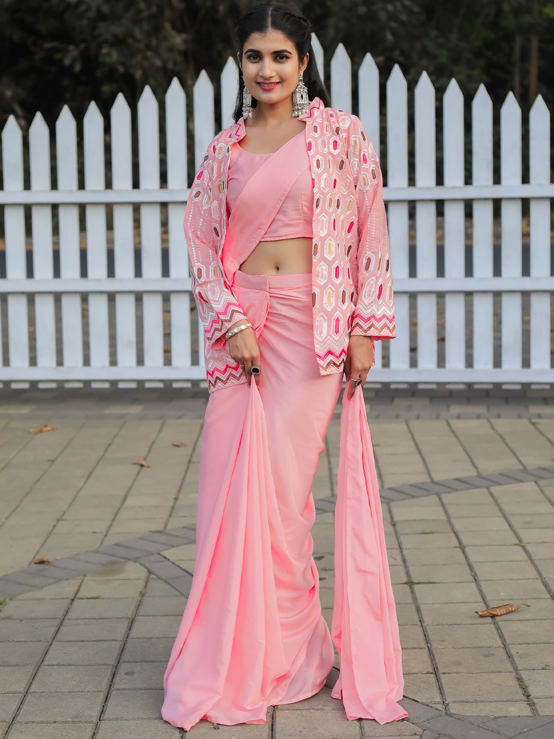 

Fashion Basket Ready to Wear Saree, Pink