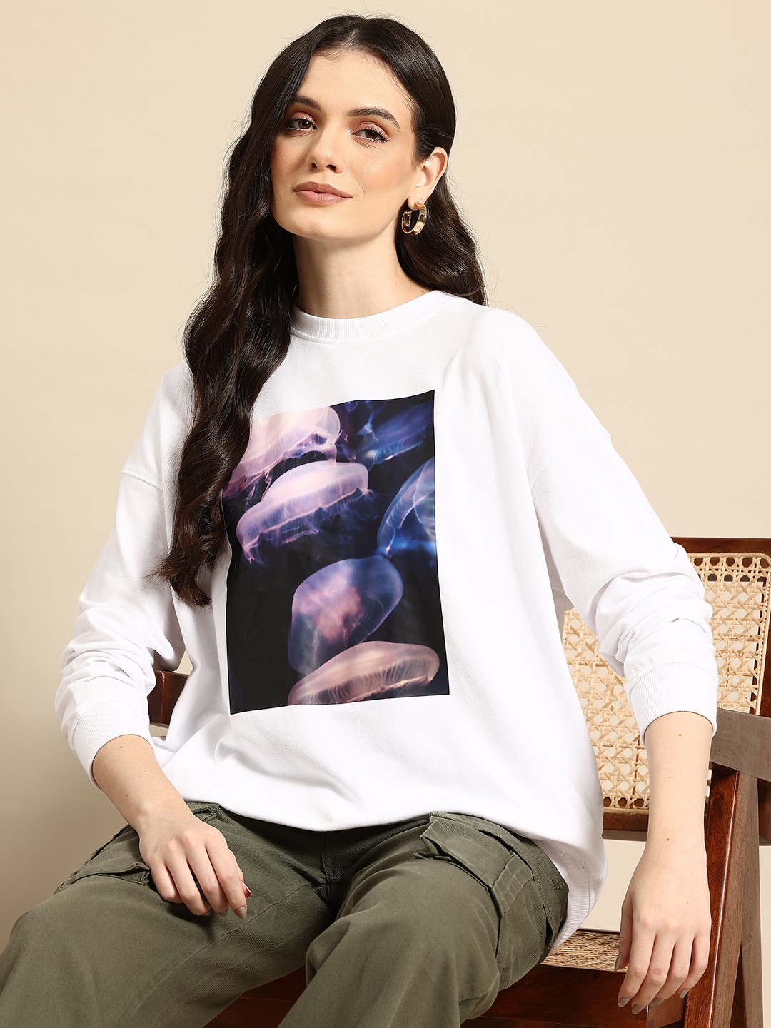 

Mast & Harbour Graphic Print Drop-Shoulder Sleeve Sweatshirt, White