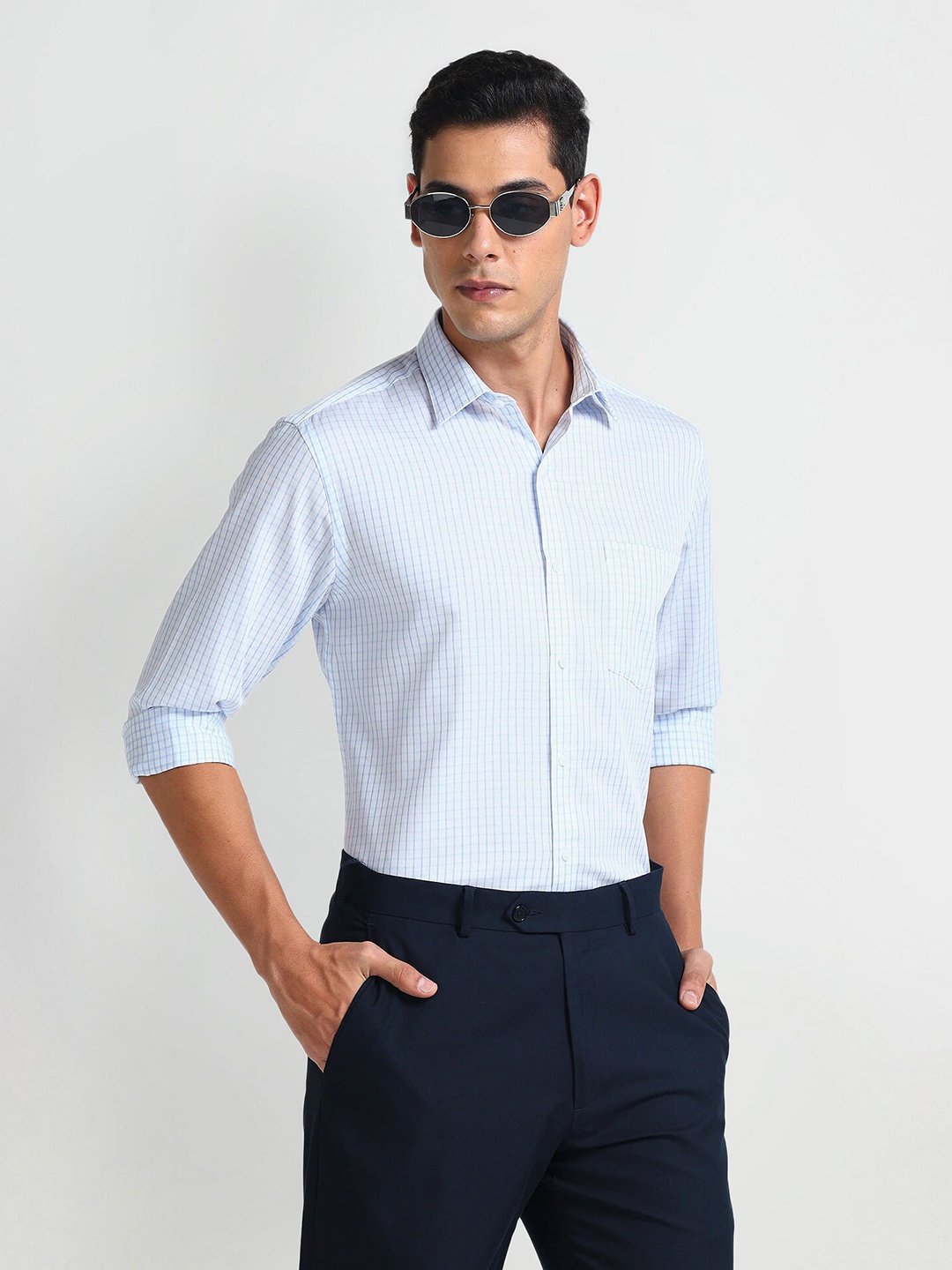 

Arrow Checked Cotton Spread Collar Twill Formal Shirt, Blue