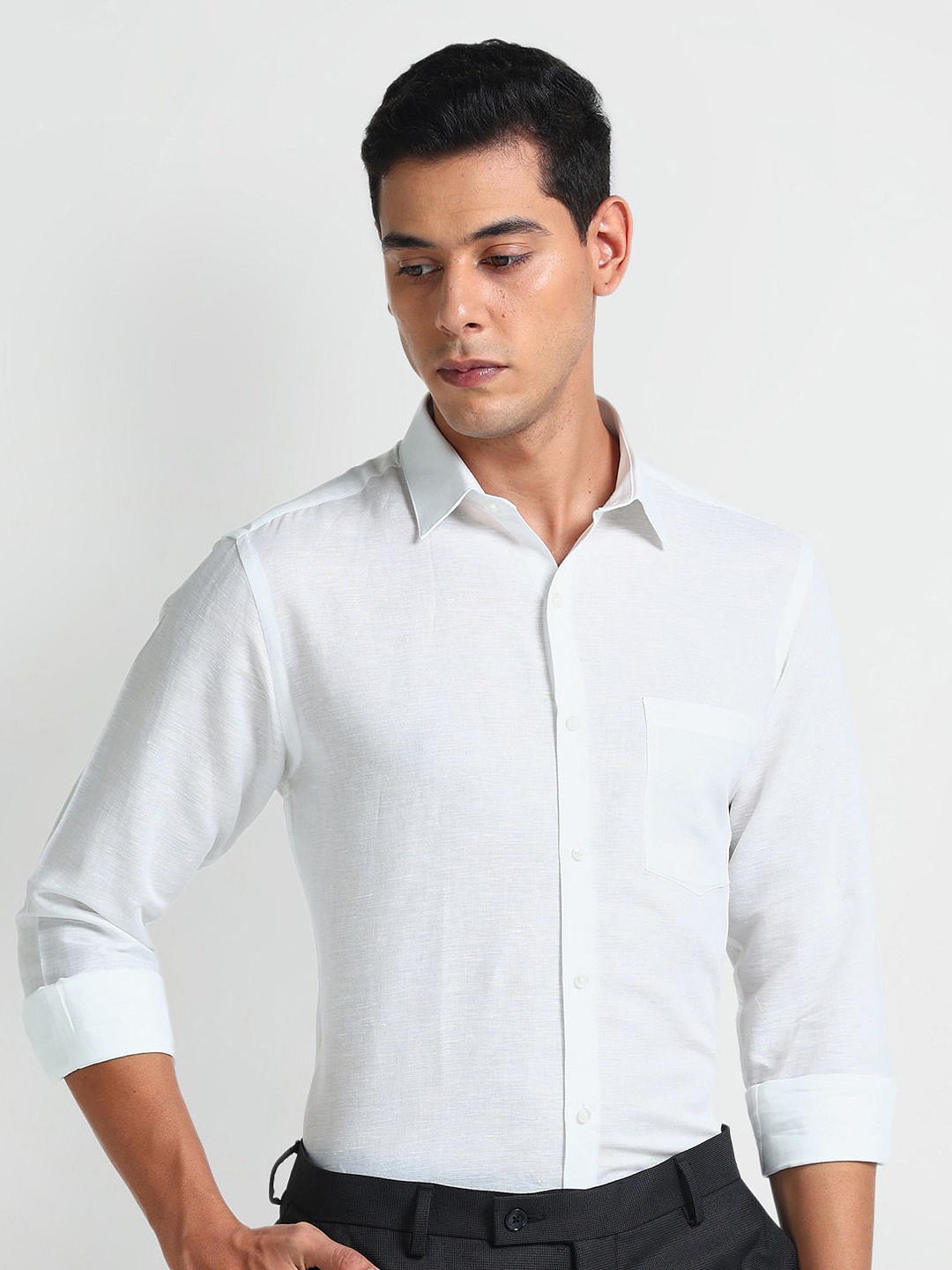 

Arrow Regular Fit Spread Collar Opaque Linen Formal Shirt, White