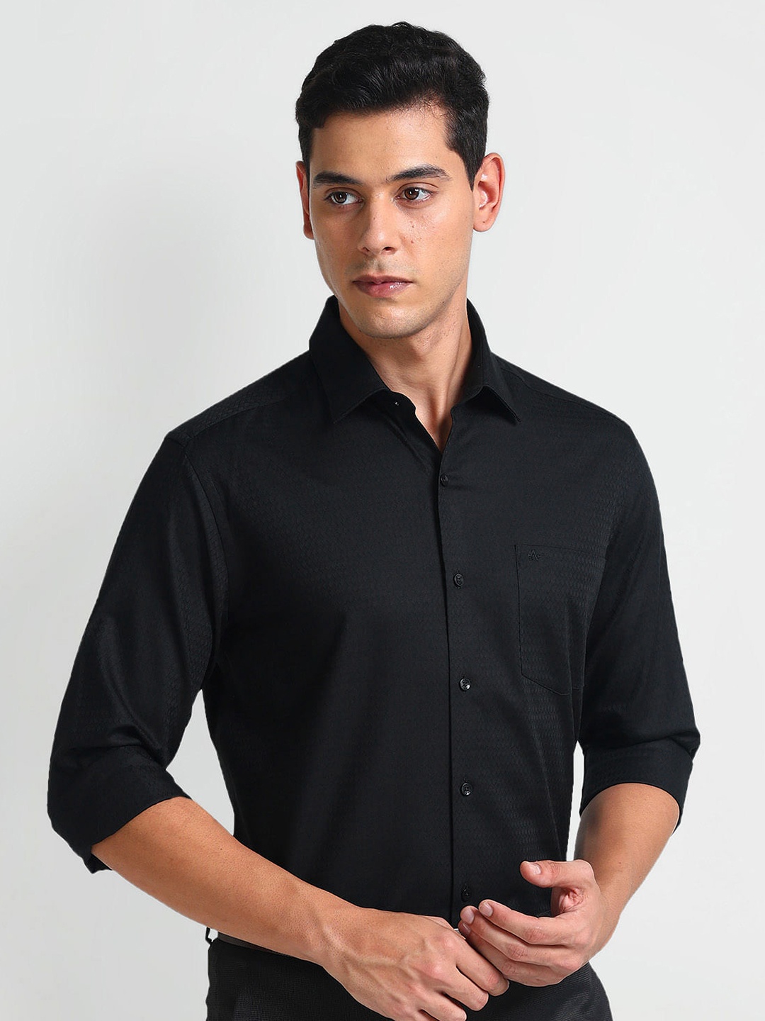

Arrow Slim Fit Spread Collar Long Sleeves Cotton Formal Shirt, Black