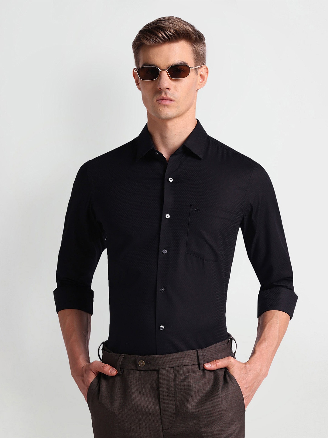 

Arrow Slim Fit Spread Collar Long Sleeves Cotton Formal Shirt, Black