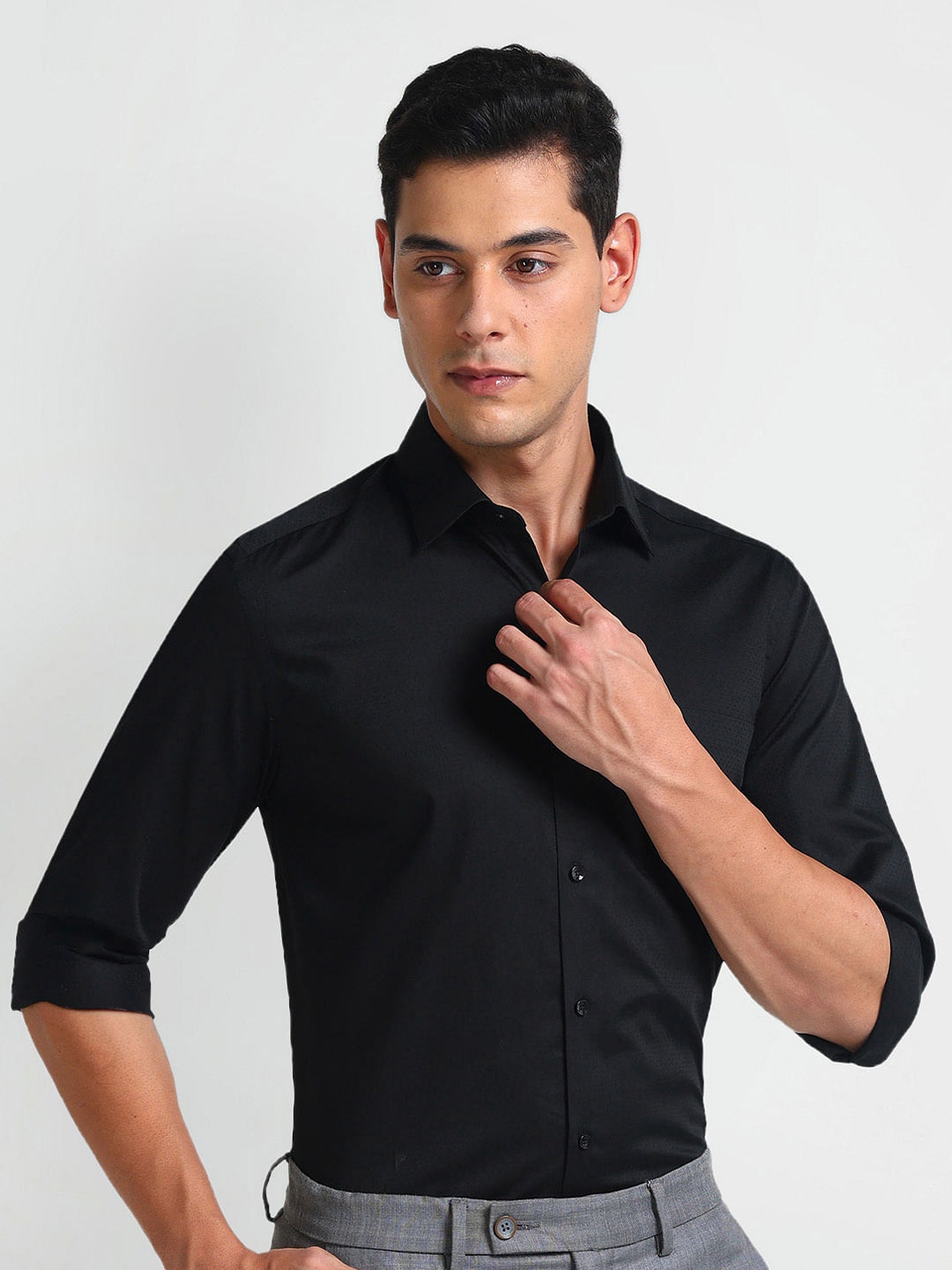 

Arrow Spread Collar Long Sleeves Cotton Formal Shirt, Black