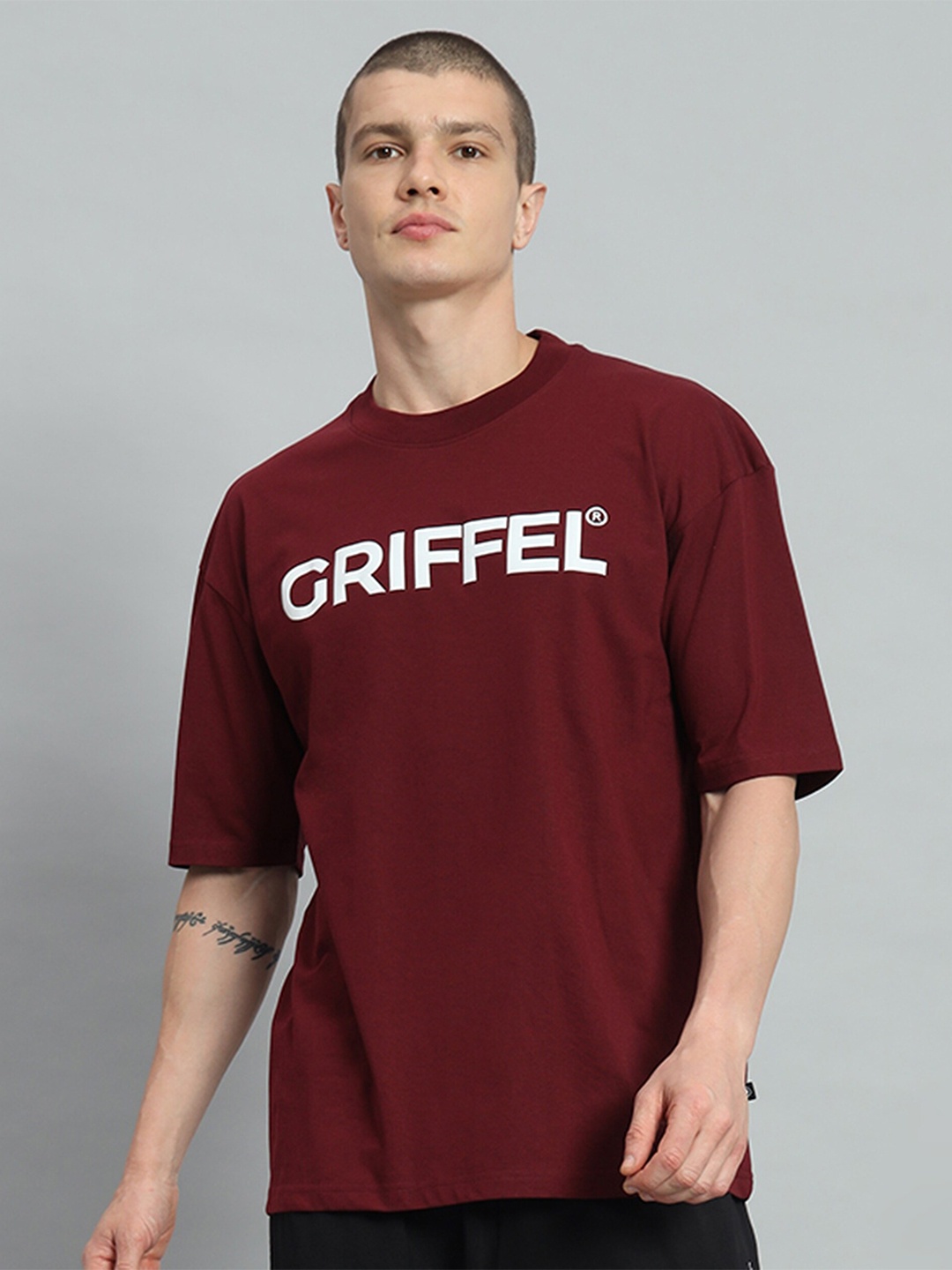 

GRIFFEL Typography Printed Drop-Shoulder Sleeves Cotton Oversized T-shirt, Maroon