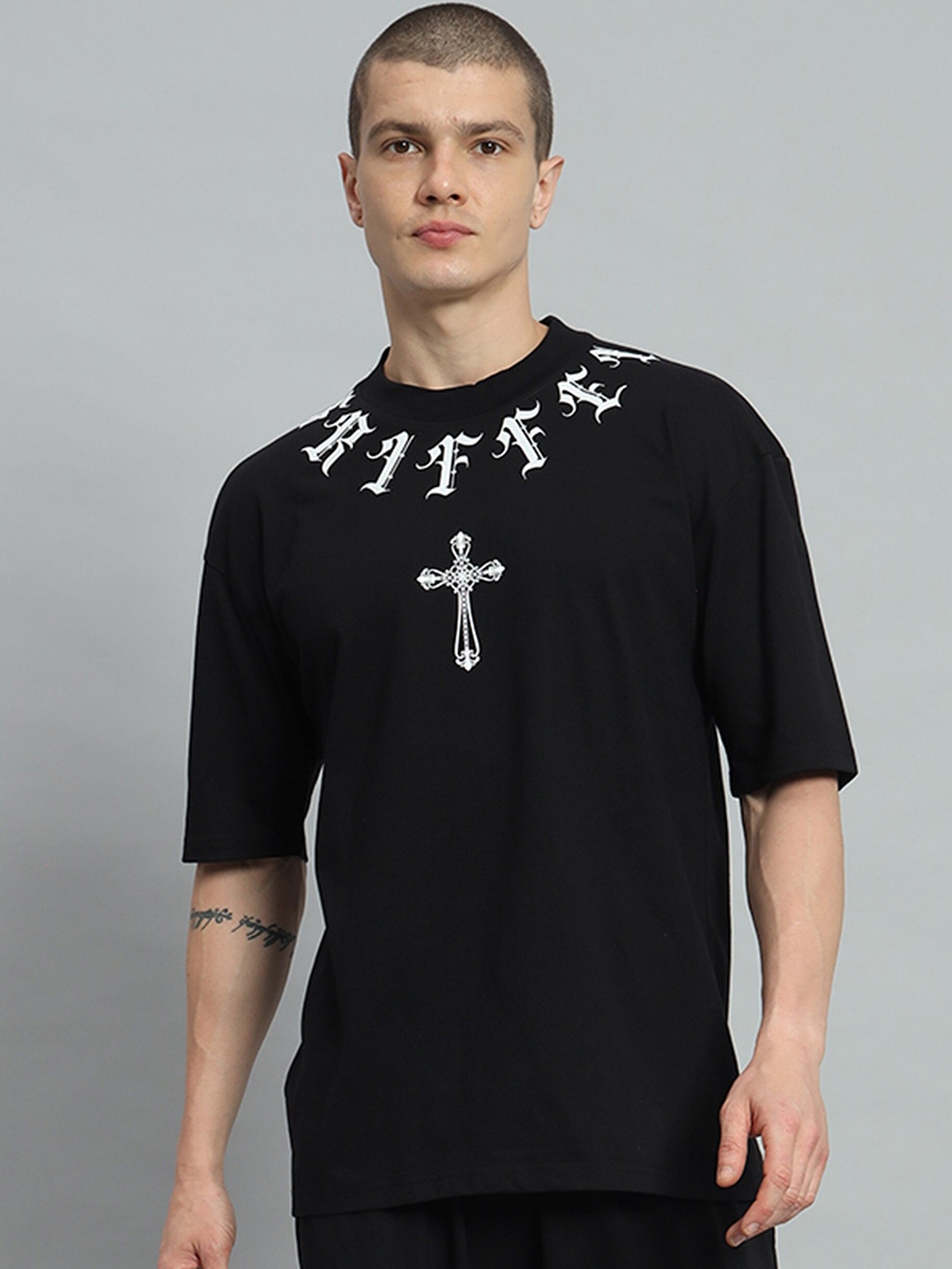 

GRIFFEL Typography Printed Round Neck Cotton Oversized T-shirt, Black