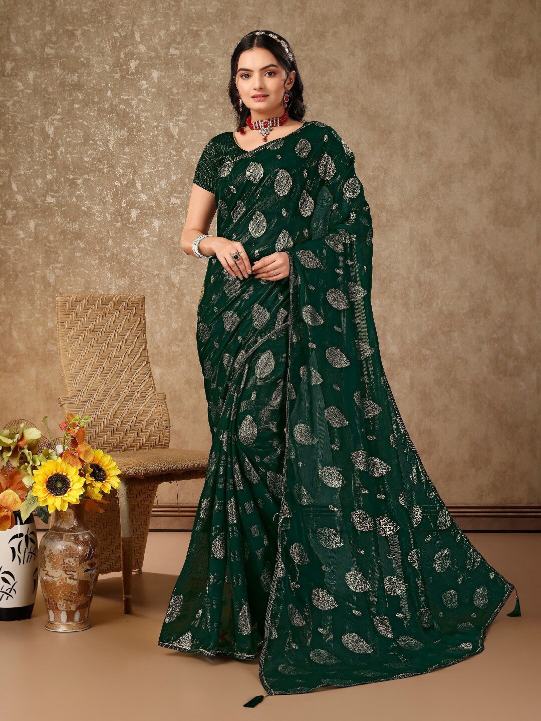 

HERE&NOW Ethnic Motifs Printed Pure Chiffon Saree, Green