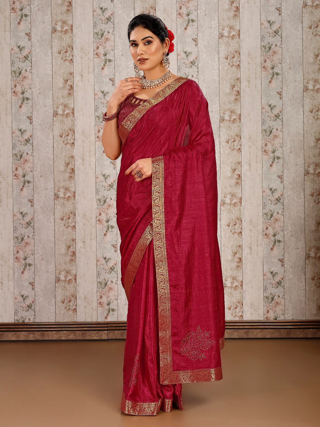 

HERE&NOW Pure Chiffon Zari Saree, Maroon