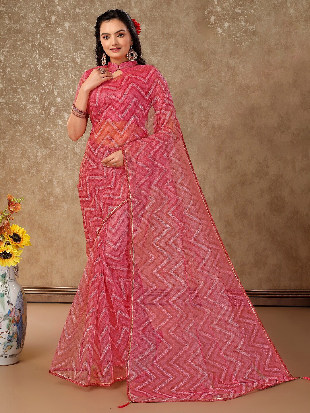 

HERE&NOW Geometric Printed Pure Chiffon Saree, Pink