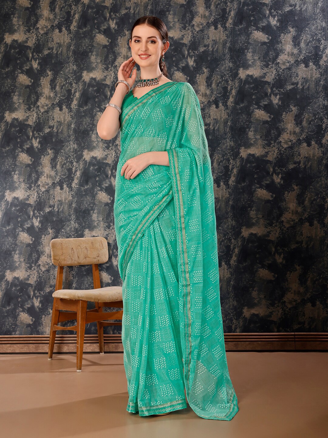

KALINI Geometric Printed Pure Chiffon Saree, Sea green