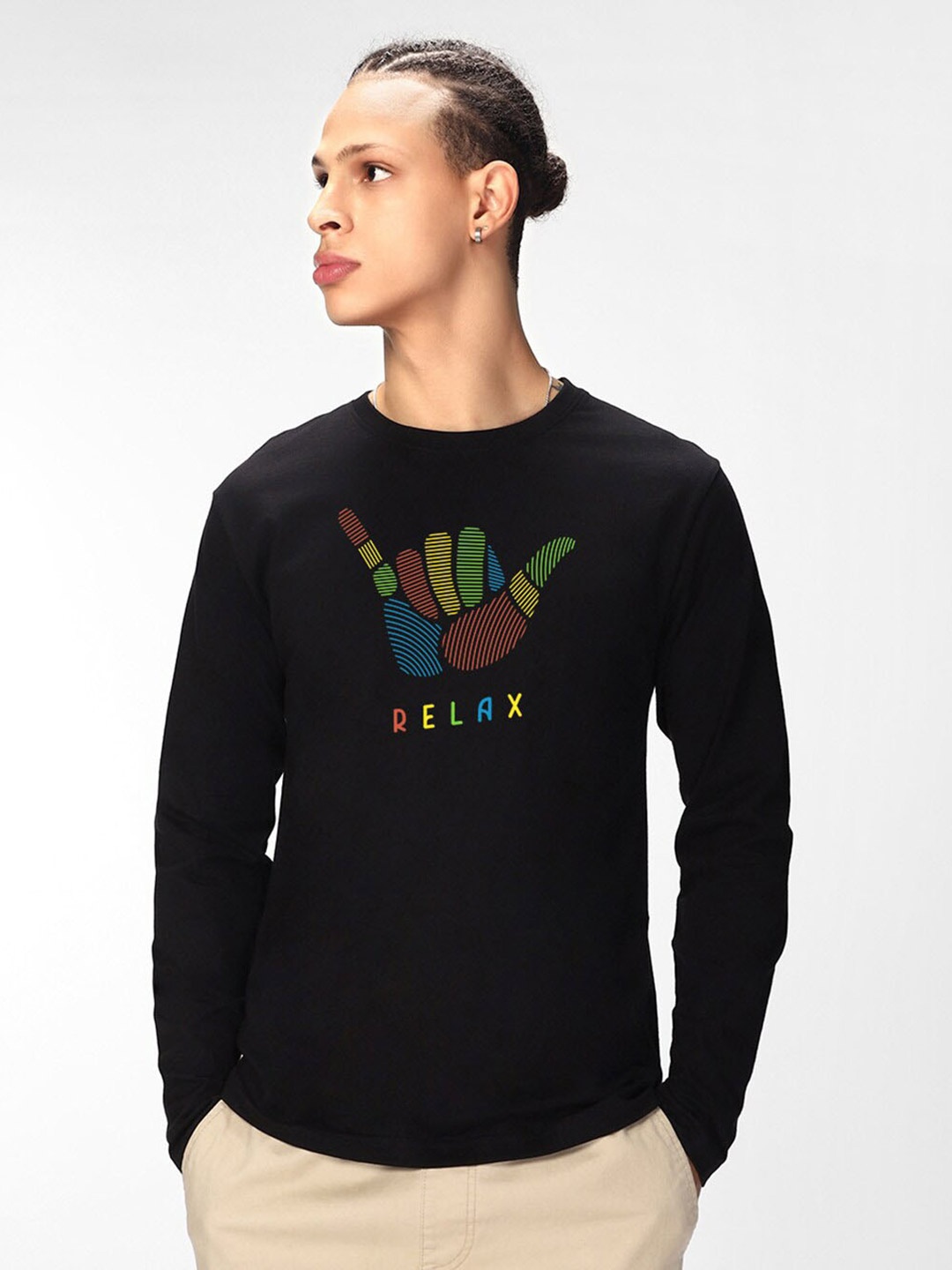 

Bewakoof Black Hang Loose Relax Graphic Printed Pure Cotton T-shirt