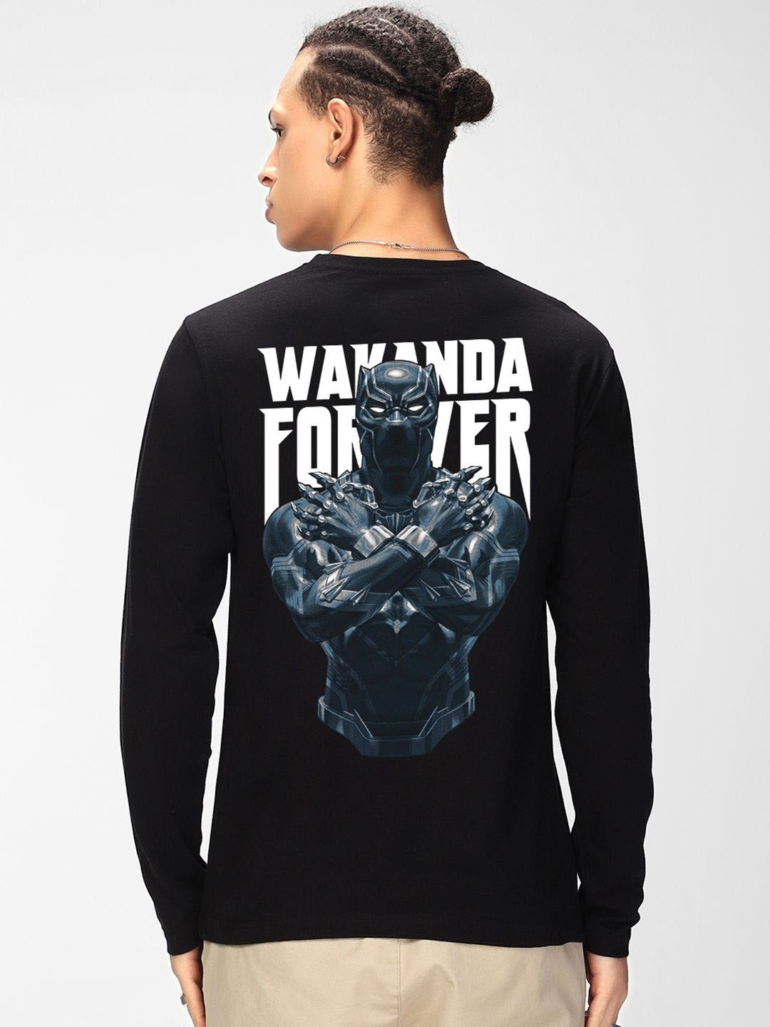 

Bewakoof Black The King Black Panther Printed Drop-Shoulder Oversized Pure Cotton T-shirt