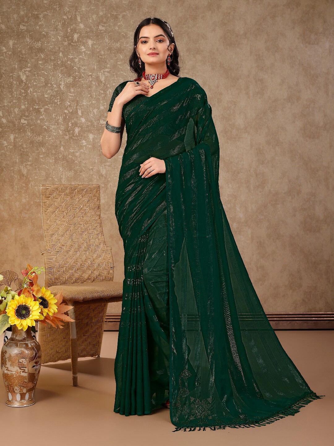 

KALINI Striped Pure Chiffon Jacquard Saree, Green