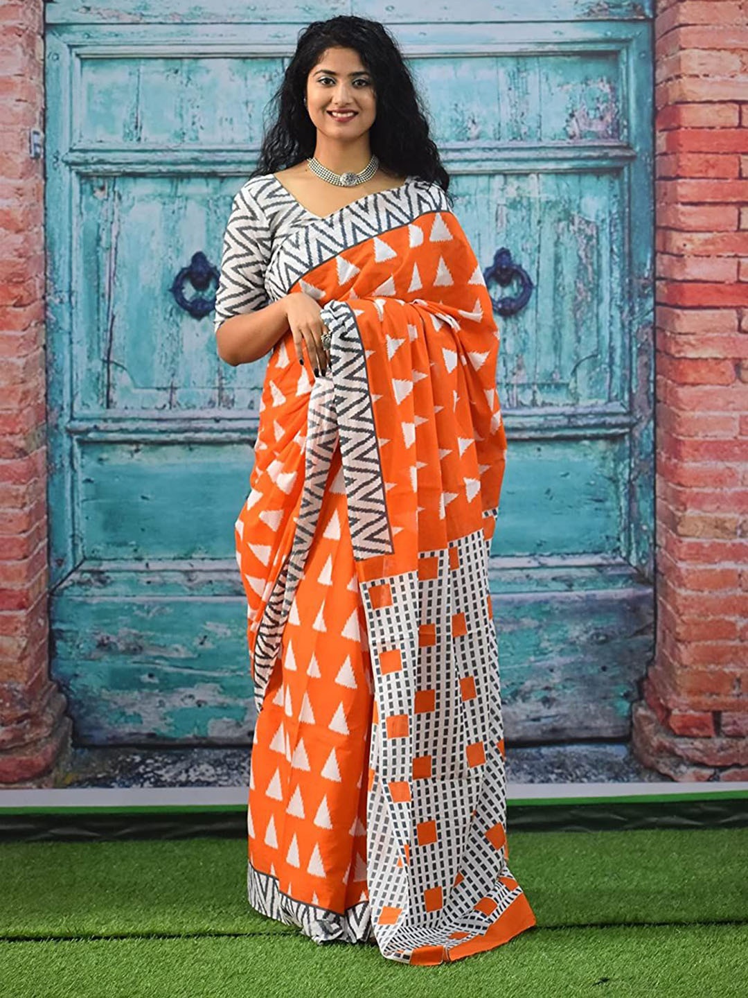 

Pinkcity Trade World Geometric Printed Pure Cotton Bagru Saree, Orange
