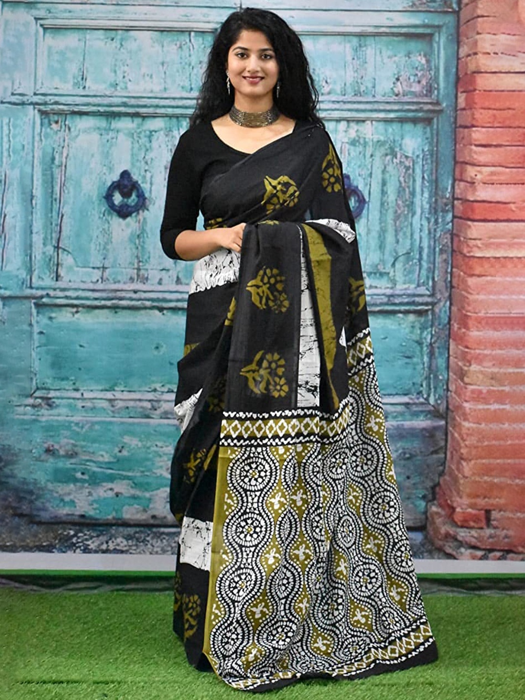 

Pinkcity Trade World Floral Pure Cotton Bagru Saree, Green