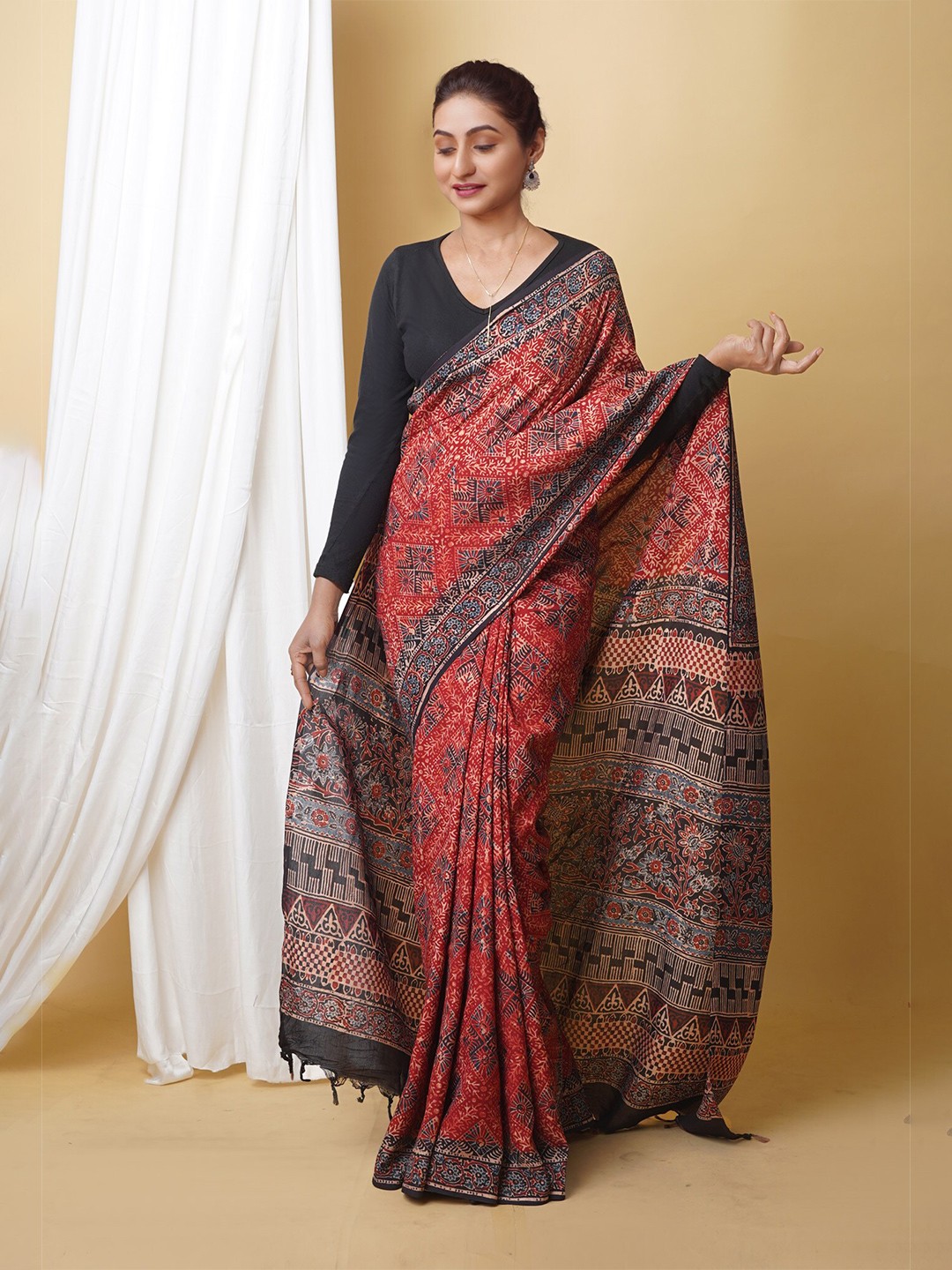 

Unnati Silks Ajrak Block Printed Chanderi Saree, Red