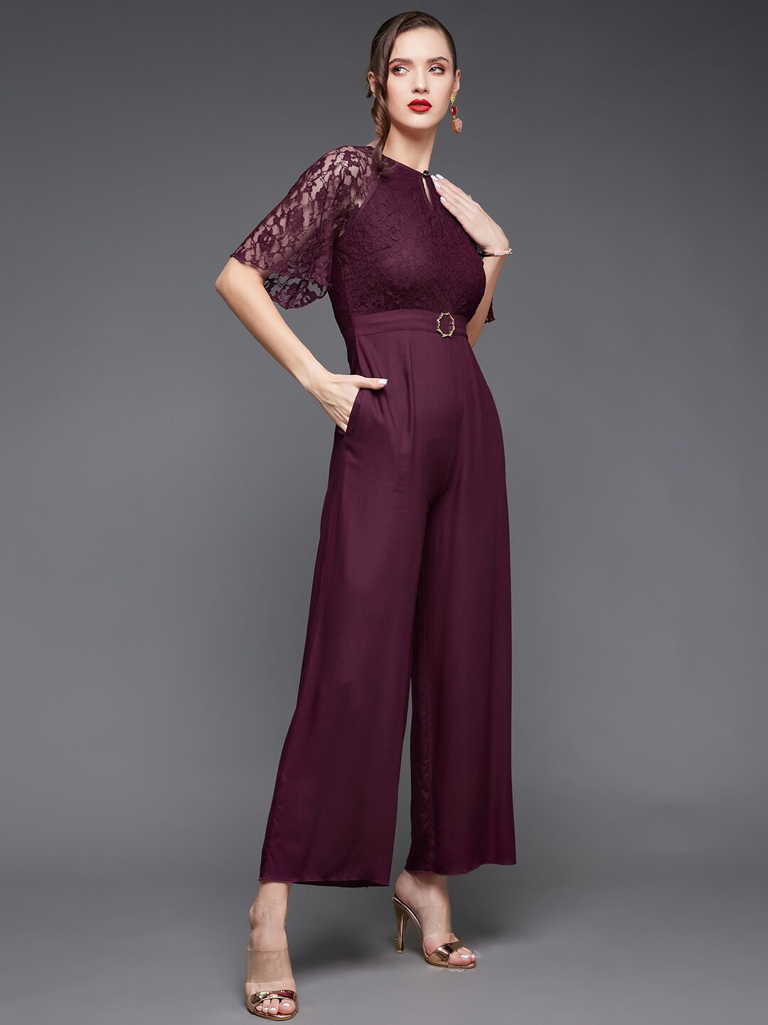 

Miss Chase Self Design Basic Jumpsuit, Maroon