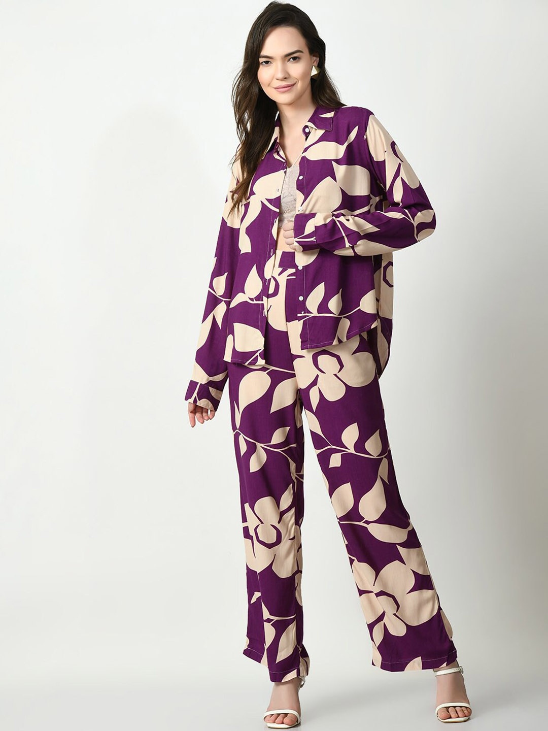 

Divyadham Textiles Floral Printed Shirt With Trouser, Purple