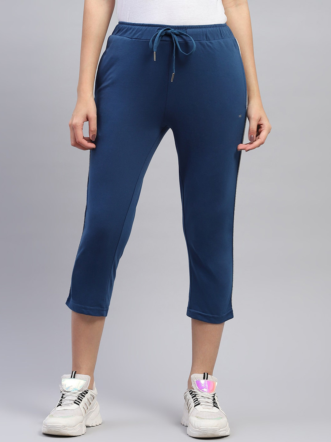 

Monte Carlo Mid-Rise Sports Capri, Navy blue
