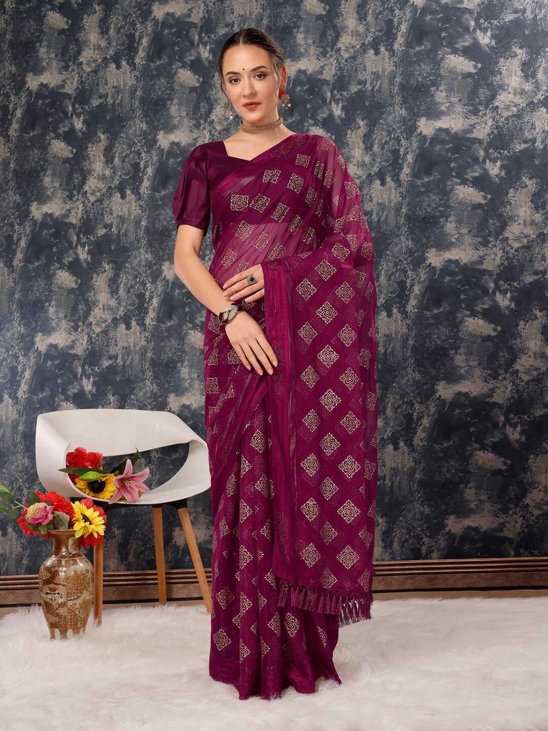 

HERE&NOW Floral Printed Pure Chiffon Saree, Purple