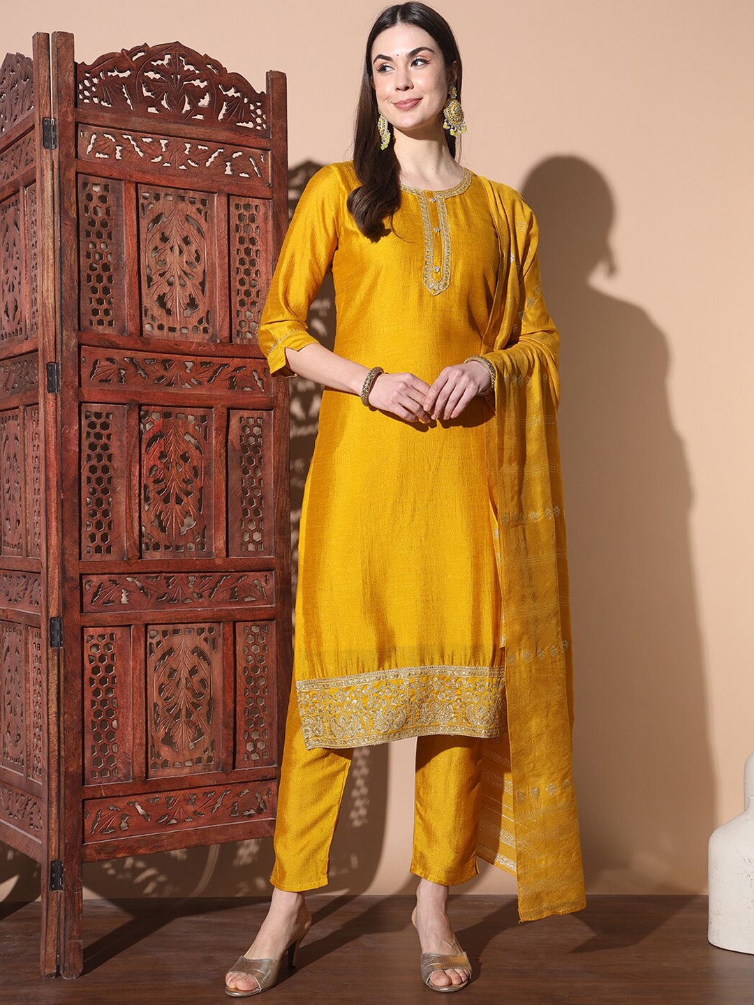 

BAESD Embroidered Silk Georgette Kurta With Pyjamas & Dupatta, Yellow