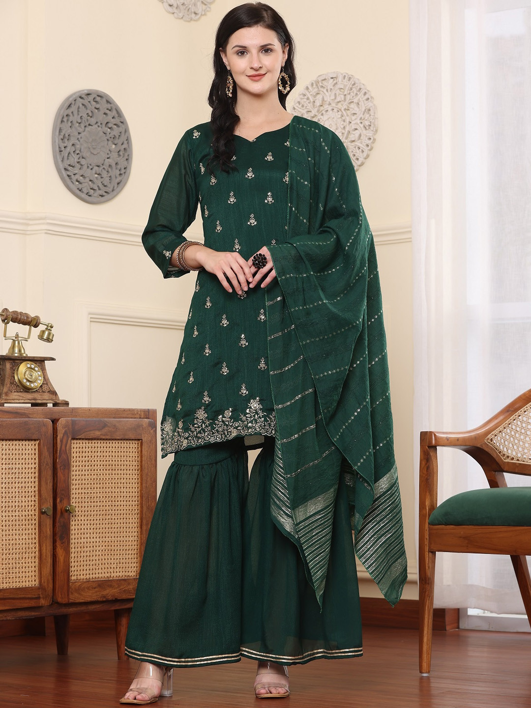 

BAESD Floral Embroidered Round Neck Sequinned Pure Silk Kurta with Sharara & Dupatta, Green