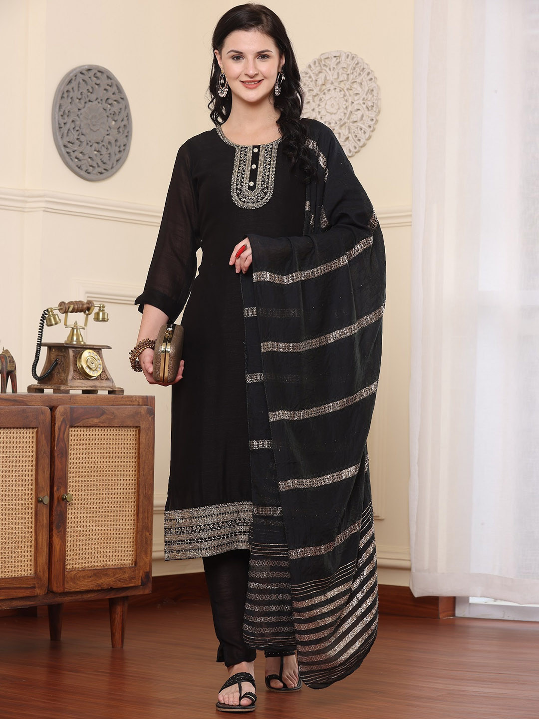 

BAESD Floral Yoke Design Pure Silk Straight Kurta With Pyjama & Dupatta, Black