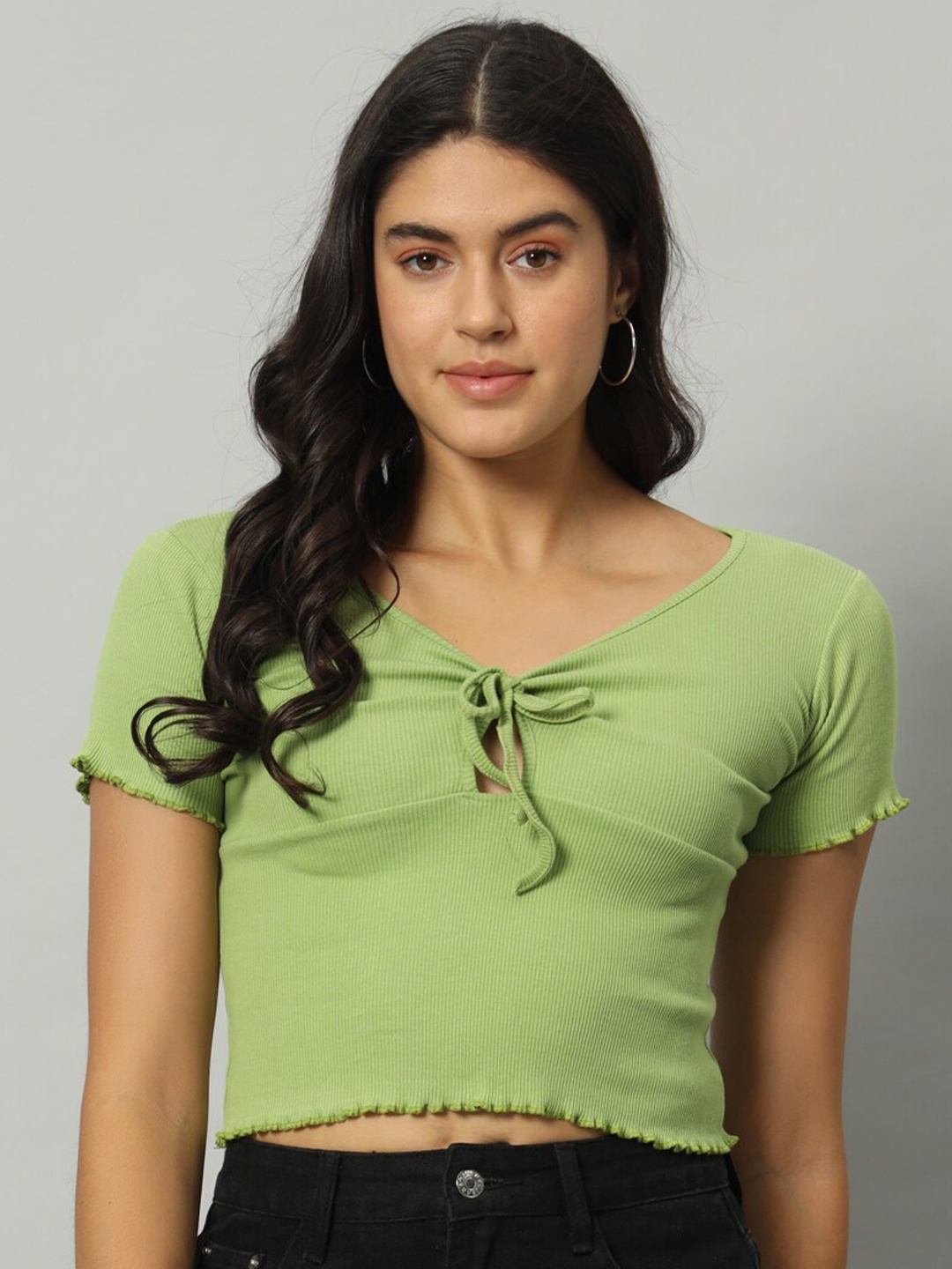 

Chemistry Tie-Up Neck Georgette Fitted Crop Top, Green