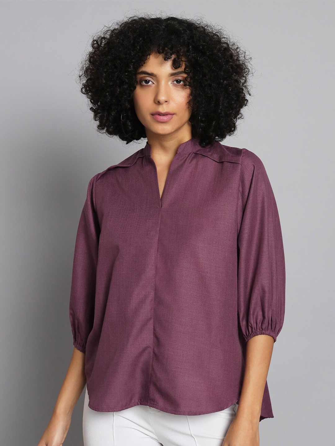 

Chemistry Mandarin Collar Cuffed Sleeves Cotton Shirt Style Top, Burgundy