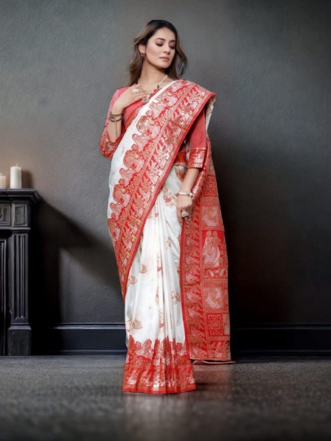 

ESOMIC EXPORT Woven Design Zari Art Silk Banarasi Saree, White