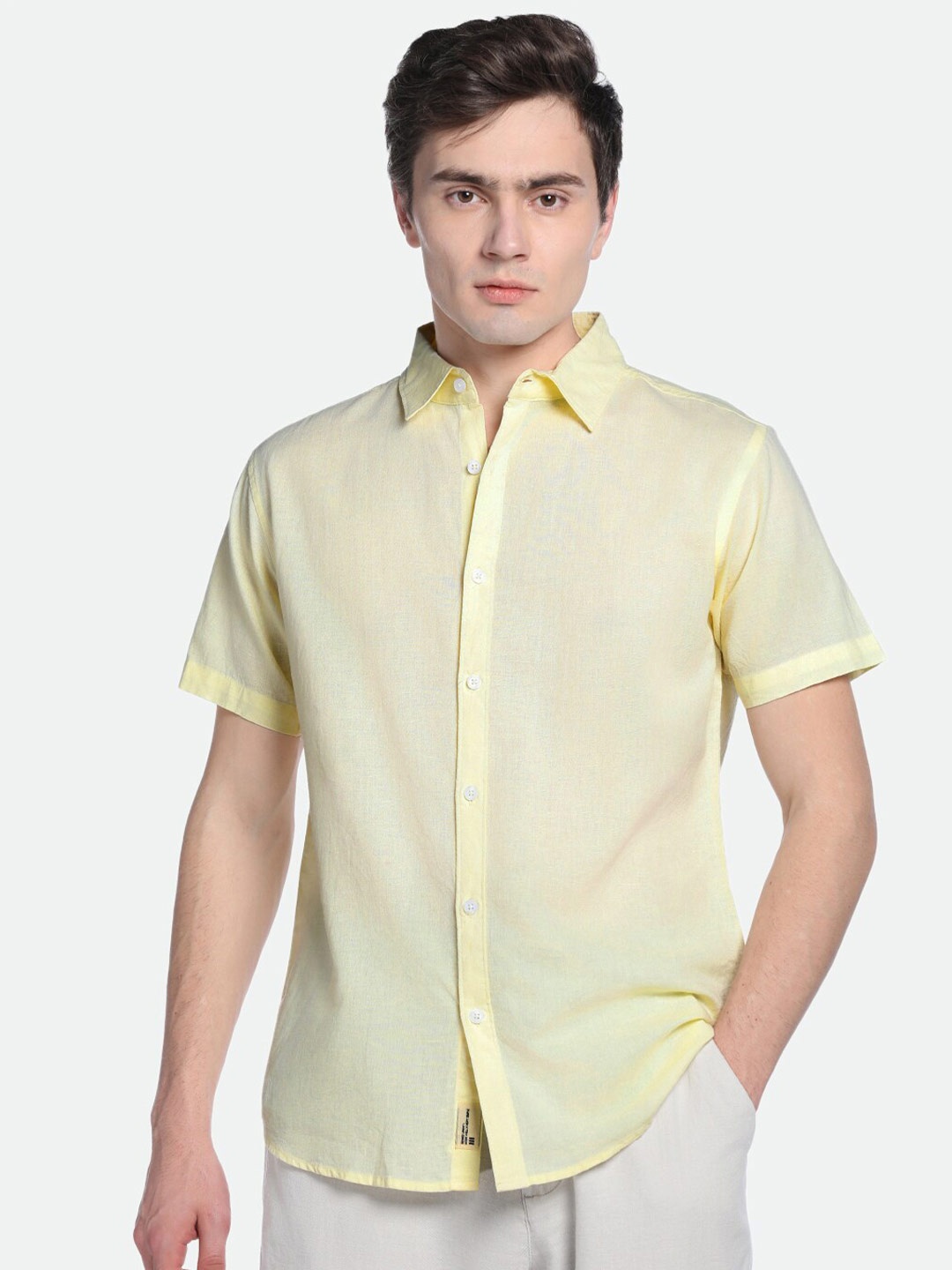 

Dennis Lingo Spread Collar Pure Cotton Casual Shirt, Yellow