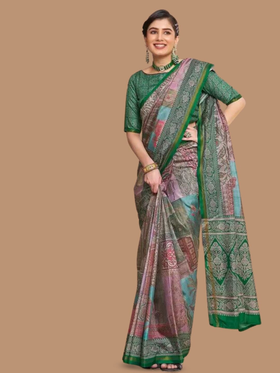 

MAGMINA Floral Printed Ready to Wear Saree, Green