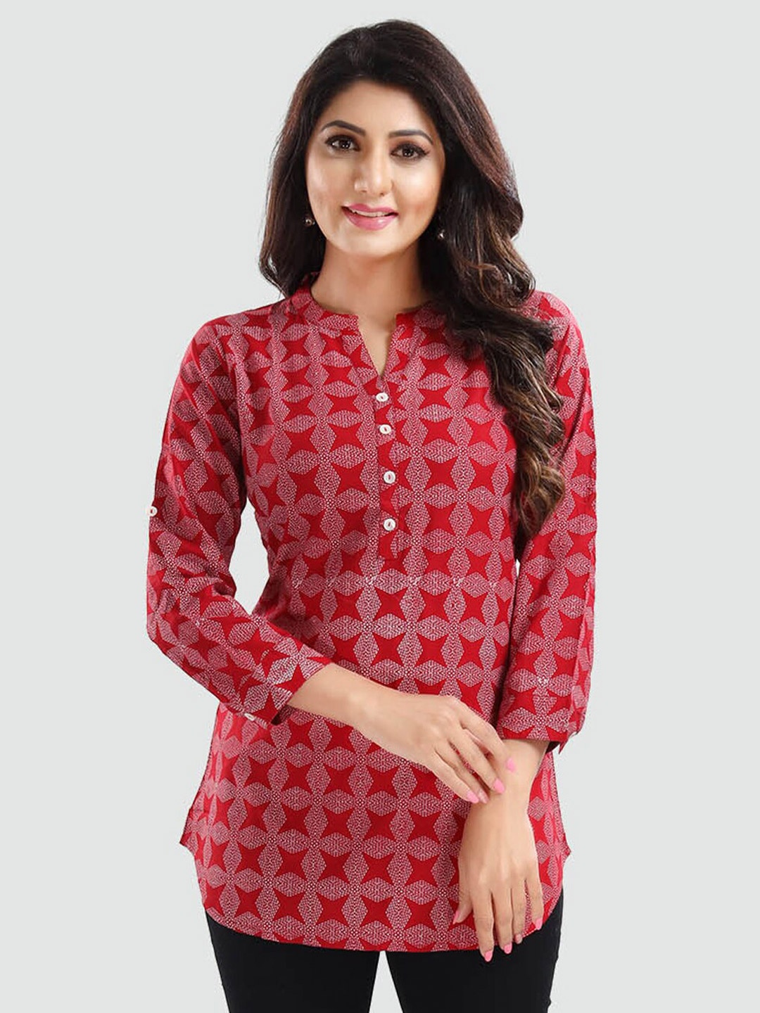 

Saree Swarg Floral Printed Mandarin Collar A-Line Kurti, Red