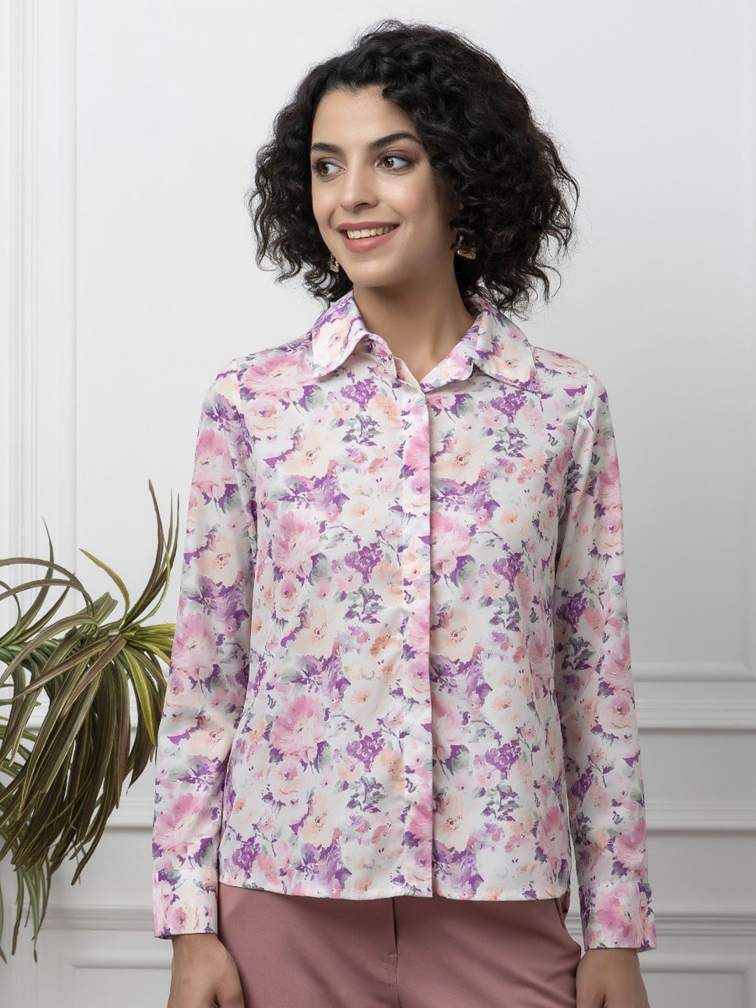 

Beatnik Floral Printed Spread Collar Casual Shirt, Pink